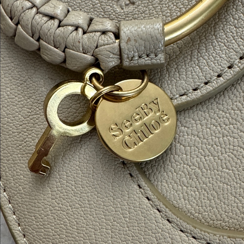 NWOT See By Chloe Hana Shoulder Bag - Picture 3 of 12
